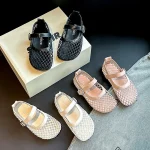 Sandale confortable et mignonne pour fille