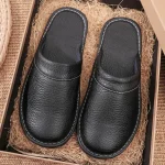 Sandale confortable d'intérieur pour homme