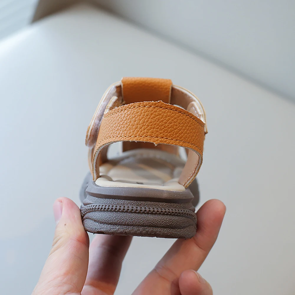 Sandales vintage en cuir synthétique, à semelle souple et antidérapant pour garçon. – Image 2
