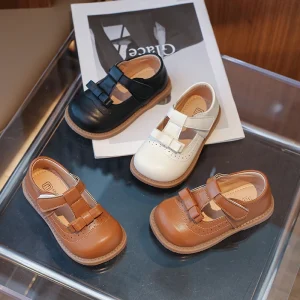 Sandales pour enfants en cuir souples, respirantes et antidérapantes.