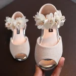 Sandale élégante et confortable pour fille