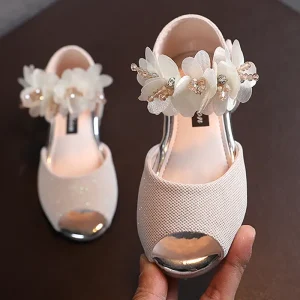 Sandale élégante et confortable pour fille