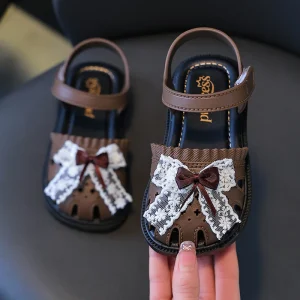 Sandales pour filles avec joli nœud, semelle souple décontractées, respirantes et antidérapantes.
