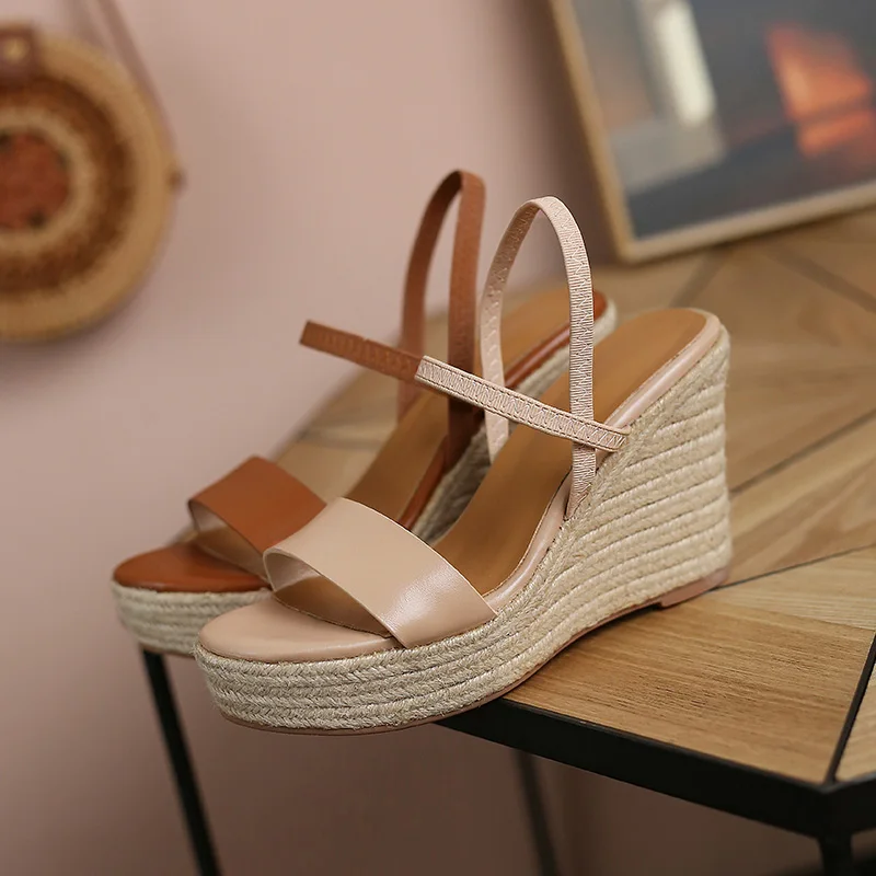 Sandales espadrilles à talons compensés bohème en cuir, design minimaliste – Image 2