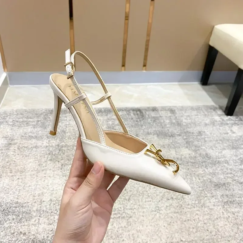 Sandales d’été élégantes à talons aiguilles avec boucle métallique. – Image 5